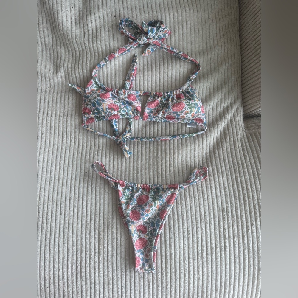 Strawberry Milk Mob lemon vine bikini